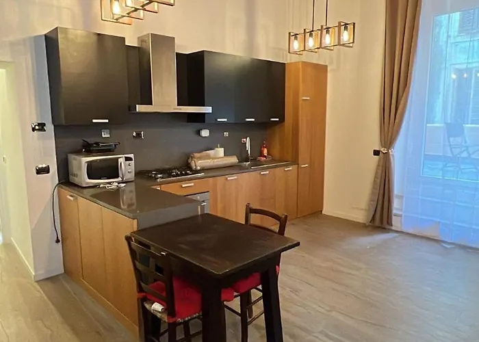 Fiorentini 2 Complete House X 4 & 4 People